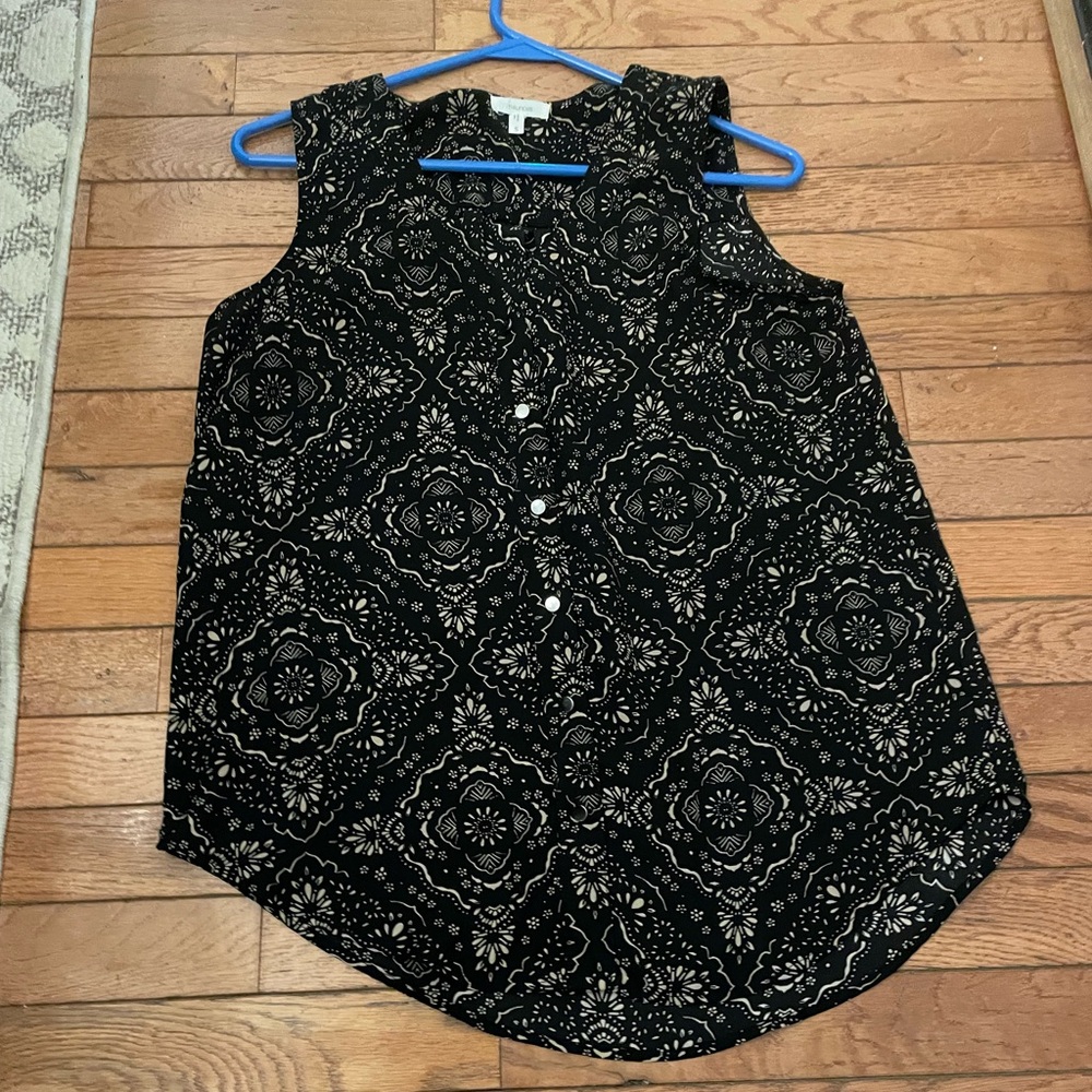 Maurices Black and Cream Patterned Blouse